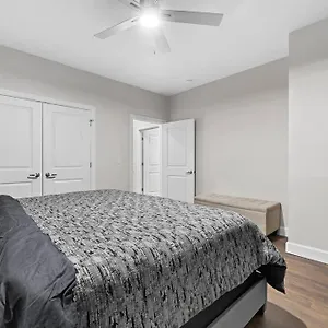 https://the-platinum-suite-penthouse-the-gulch.nashville-hotels.org